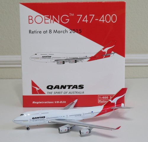 Phoenix models qantas - phoenix,