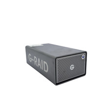 Sandisk raid disk array - g-raid,