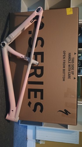 Specialized 2023 frame - p3,