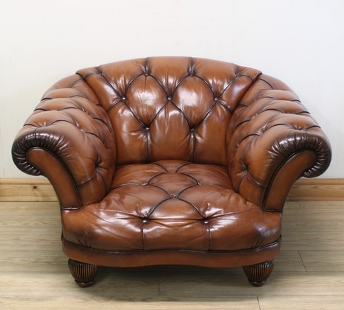 Tetrad oskar chesterfield - oskar,