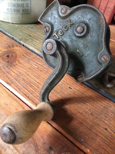 Teck hand cranked - cranked, german