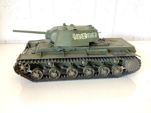 Trumpeter 00358 1 - kv-1, 1942