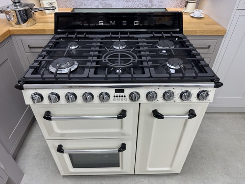 Smeg victoria tr93p 90cm range - 90cm,