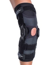 Donjoy Playmaker II Knee Brace