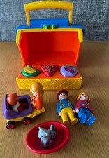 Playmobil 123 .Carry Along Grocery Store .With Workers