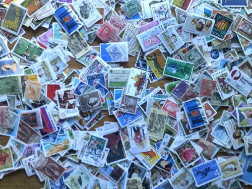 Australia bulk stamps off - stamps,