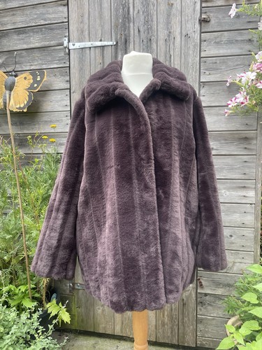 Luxurious chocolate coloured - luxurious,