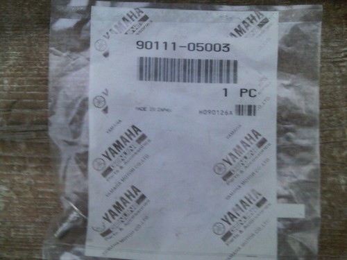 Yamaha fairing fastener - fairing,