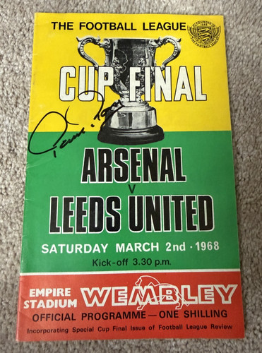 Paul reaney hand signed - paul, league