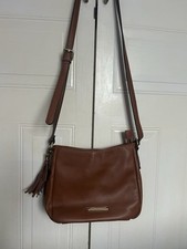 Liberty By Gionni Tan Shoulder