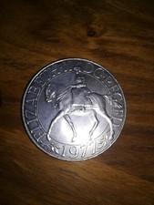 silver crown hm the queen