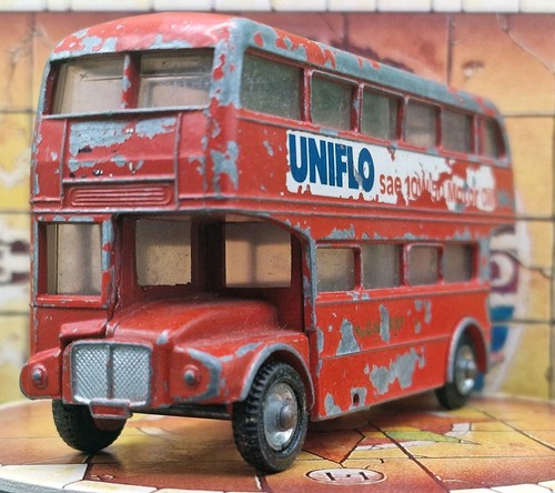 Budgie toys c routemaster - toys,
