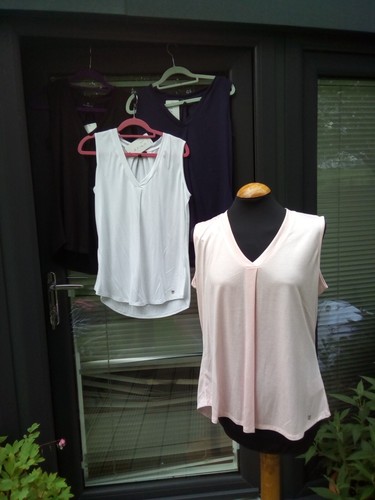 Marble-sleeveless