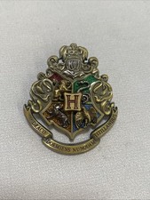 Warner Bros Studio Tours Harry Potter Hogwarts House Crest Pin Badge