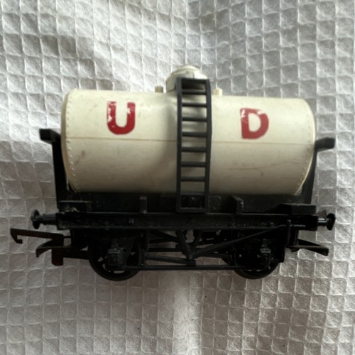 Hornby gauge milk tank - hornby, oo
