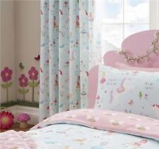 Lined curtains unicorns