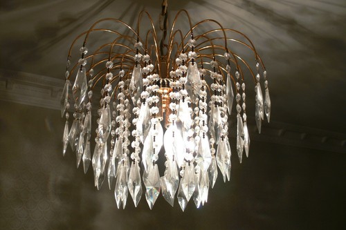 Waterfall style crystal