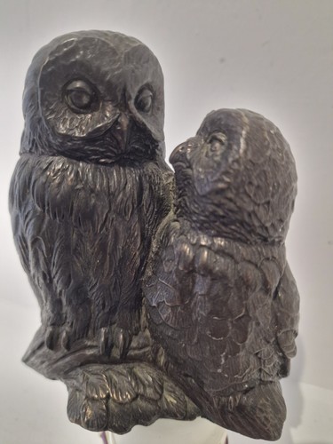 Heredities bronze resin mix - heredities, bronze/resin