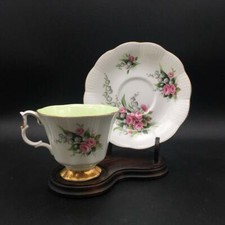 ROYAL ALBERT LILY OF THE