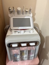 1 hydrafacial machine - a, 7-in-1