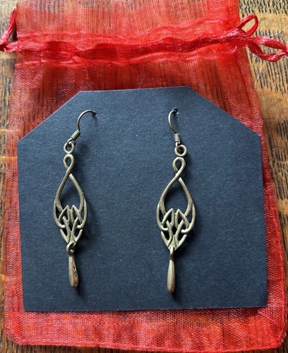 Pretty antique bronze celtic - pretty,