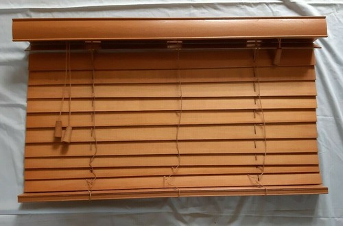 Medium oak wooden - medium,