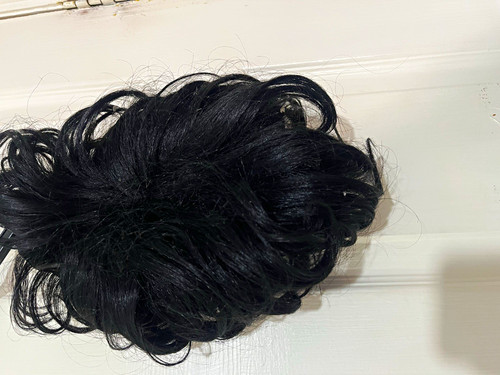 Curly short synthetic black - curly,