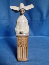 Lladro Nun, Meditation (white) - 5502.3