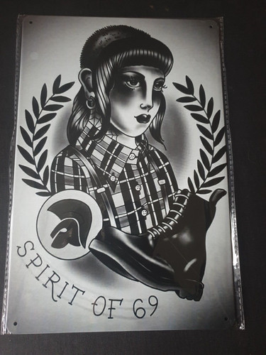 Spirit skinhead girl - spirit,