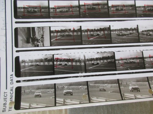 Contact board 32 negative - +,