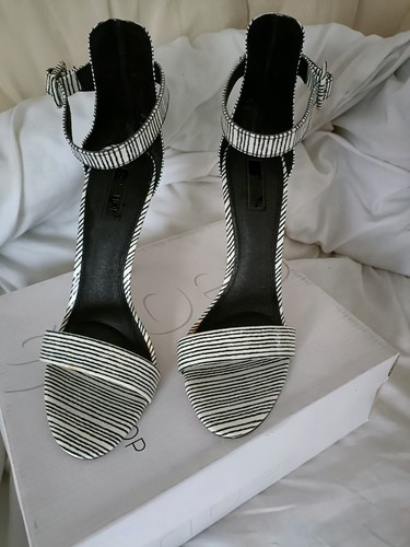 Zebra print hight heel shoes - zebra,