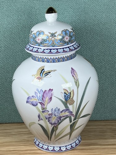 Gorgeous round white porcelain - white,