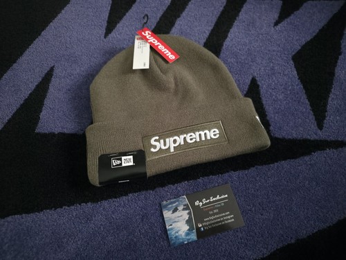 Supreme new era - supreme,