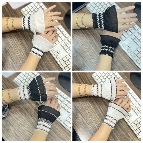 Comfortable lace ruffled wrist - lace,