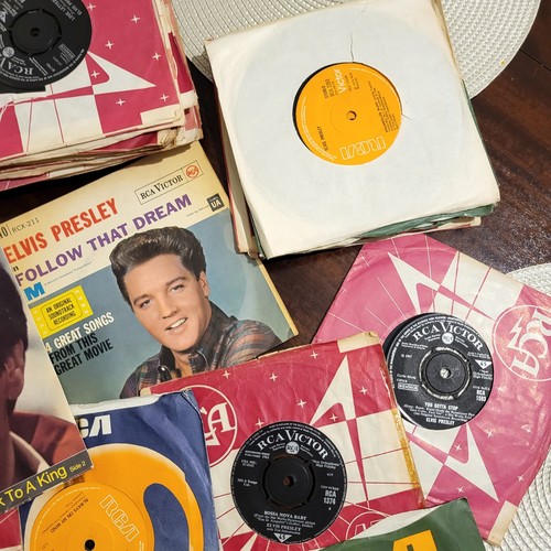 Elvis presley vinyls 50 - presley, x