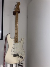 Olympic White Mexican Fender