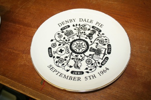 1964 denby dale pie plate - denby,
