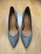 Women’s Grey ZARA Heels Size