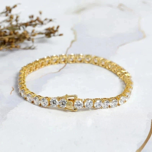 Round cut 10ct natural diamond - cut,