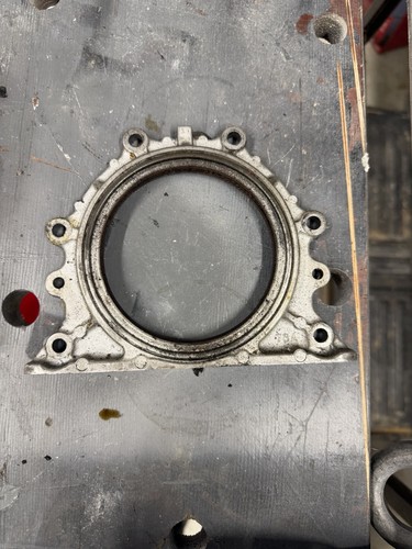 3sgte rear crank seal oil - rear,