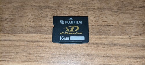 Fujifilm picture card 16mb - fujifilm,