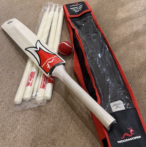 Woodworm cricket set size 4 - cricket,