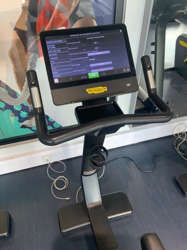 Technogym excite bike - technogym, live