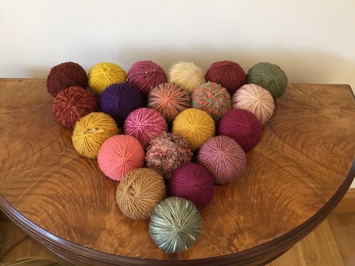 524g job lot - lot, balls
