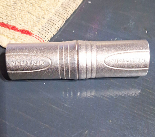 Neutrik silver pin xlr male - silver, 3-pin