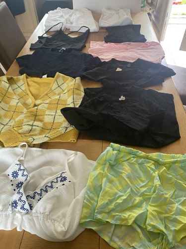 Women clothing bundle size - women’s,