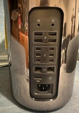 Apple Mac Pro 6,1 2013 2.7Ghz