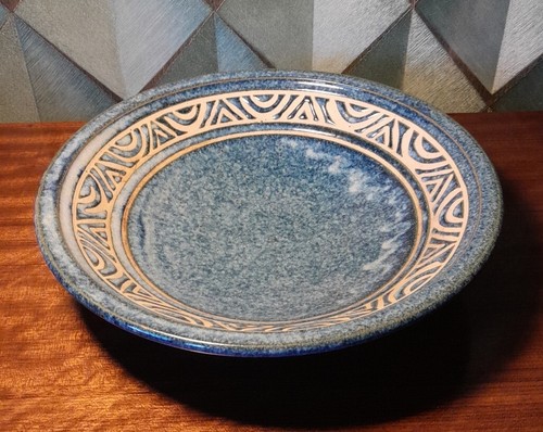 Large blue studio - blue,