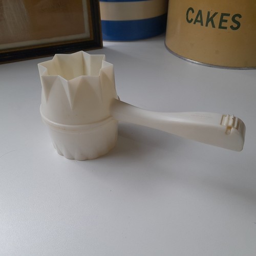 Vintage retro tupperware - tupperware, party