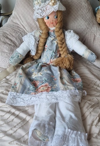 Large vintage handmade ragdoll - handmade,